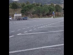 Cette Française Suce en Plein Jour sur une Aire d'Autoroute !! 🔥