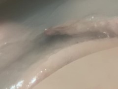 恥ずかしい ぽっちゃりタプタプなお腹とふわふわお毛 - Screenshot 13 of 16 - 個人 撮影