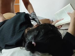 stepmom book reading سکس با مامان خوانده در حال کتاب خوندن قر برم ایرانی