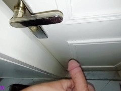 مونا تو حموم خودارضایی میکرد مچش رو گرفتم.گفت ساک و لیس خفن - Screenshot 2 of 16 - In Car