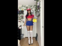 Sexy Mario Cosplay Solo Masturbation - Screenshot 6 of 16 - Ebony