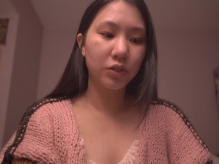 Cute 亚洲女孩 ASMR - 希伯来书 1-7