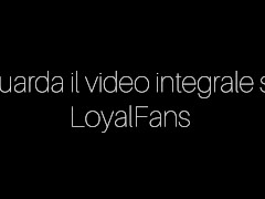 Pannolino piagnucolone - dialoghi in italiano - joi - ABDL - umiliazione - femdom pov