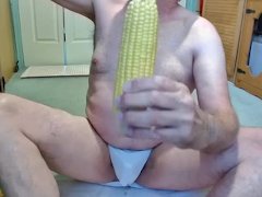 Veg - Corn Cob 1 - Screenshot 16 of 16 - Amateur Gay