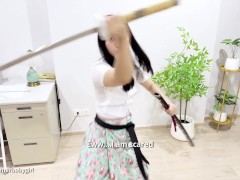 ဓါးရေးပြတဲ့ မြမြ - Screenshot 1 of 16 - Mya Mya Myanmar