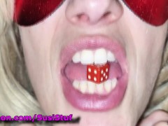SWALLOWING OBJECTS - Screenshot 4 of 16 - Vore Girl