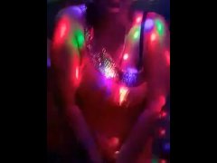 Teaser - Screenshot 14 of 16 - Red Hair