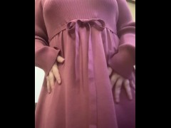 電車で知らないおじさんに触られて　ムズムズが止まらず我慢出来ずにお家でオナニー - Screenshot 3 of 16 - Amateur