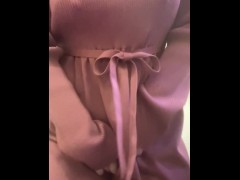 電車で知らないおじさんに触られて　ムズムズが止まらず我慢出来ずにお家でオナニー - Screenshot 4 of 16 - Hentai