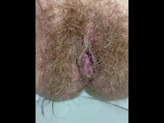 Hairy Pussy Girl Peeing Close Up in the Toilet 💦 Labia Spread with Wide Open Pee Hole
