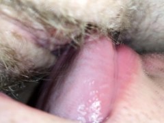 Une nonne et un prêtre passent à l'action