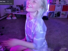Pixie cut nymph throws it back - Screenshot 1 of 16 - Ass
