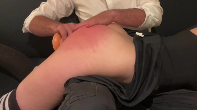 Spanking session with daddy – real orgasm
