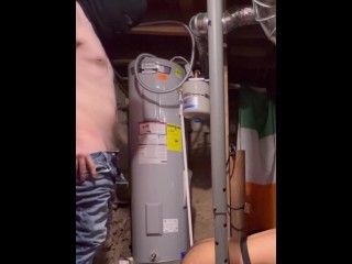 匿名无套地下室繁殖