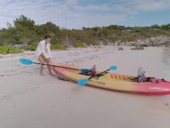 Kayaking - Screenshot 3 of 16 - Beach