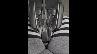 Тренировка с Cameltoe в обтягивающих леггинсах Gymnin