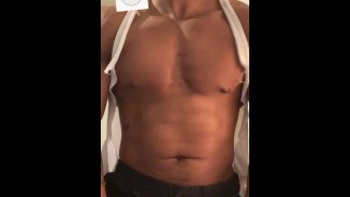 IM ALL ABOUT BIG BITCH BIG MUSCLES, BIG BRAIN, AND BIG DICK 💪🏽🍆