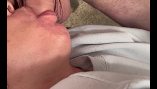 大口大口的女王又来了！