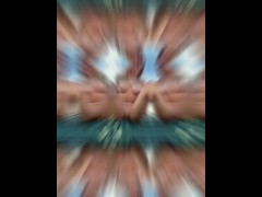 SEXY SLUT SHOWS OFF ON A PUBLIC BEACH