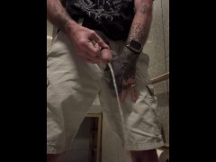 Short Pee - Screenshot 8 of 16 - Pee