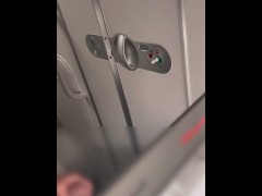 【孤独のオナニ（女性専用・オナニー鑑賞用）】海外出張・国際線飛行機トイレでのイケオジオナニー。スマホ個撮  | イケオ ジ | リアル鑑賞も◎ - Screenshot 9 of 16 - Public Masturbation