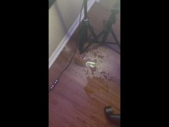 SQUIRTING EBONY MAKES A MESS!! *FULL VIDEO LINK IN BIO!!*