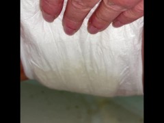 Hot pissing compilation - Screenshot 14 of 16 - Girl Pee