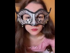 Русский АСМР Обзор на МОИ грязные трусики с засохшей спермой из киски - Screenshot 1 of 16 - Dirty Panties