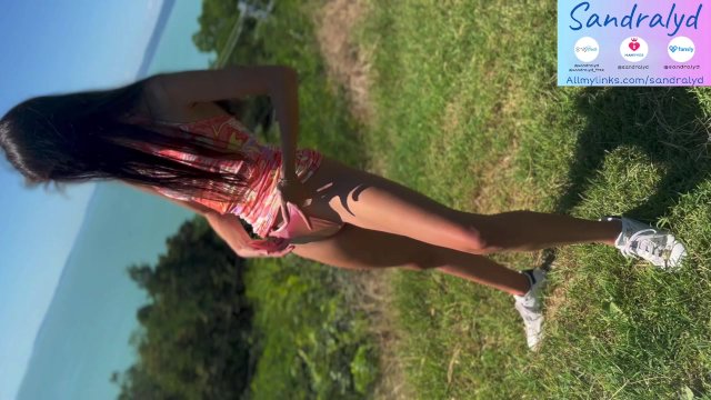 Outdoor Pussy play