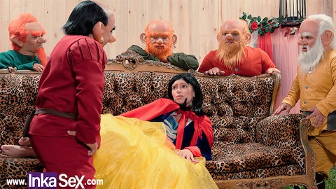 Отбасы стрип-карталарды қалай ойнады