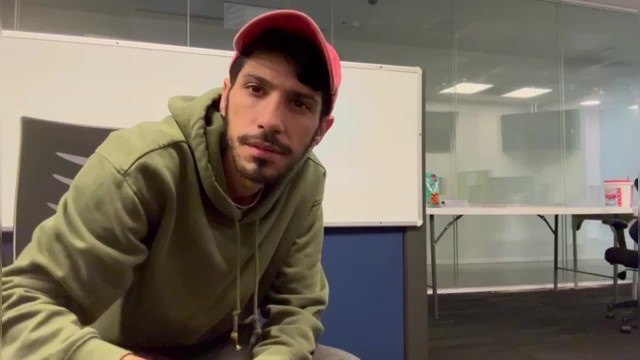 Middle eastern big dick blowjob and piss drinking in public toilets