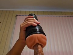 Solo quickie with cumshot