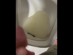 🚾🚽 Compilation devant les urinoirs publiques-pipi- BeENJoY flash dick exhib public toilet feet cum - Screenshot 14 of 16 - Pov