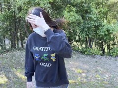 のあちゃんの野ションおしっこ我慢！！山登りしながらお漏らししちゃった！ 1/16