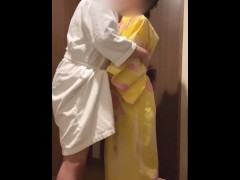 【素人個人撮影】「廊下に聞こえちゃう…」玄関でクンニ生ハメセックスでデカ尻に大量射精されたむちむち可愛い人妻(日本人/主観/巨乳/asian - Screenshot 3 of 16 - Japanese クンニ