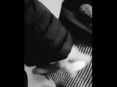 Envie en cachette pendant une soirée