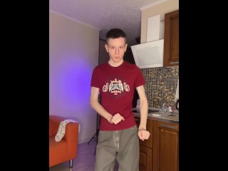 Это получило ту же энергию, что и написать «Йоу» и исчезнуть