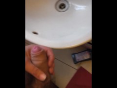 Jerking - Screenshot 4 of 16 - Amateur