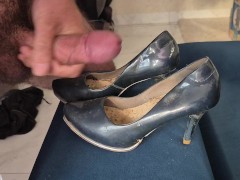 Cum shot high heel