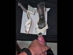 Cum shot high heel - Screenshot 4 of 16 - Fetish