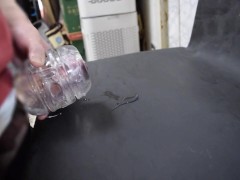 透明な貫通型オナホでシコシコ大量射精しました - Screenshot 13 of 16 - 大量射精