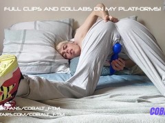FTM WANKING IN GREY TRACK PANTS WHILE SNIFFING HIS SNEAKERS - Screenshot 3 of 16 - Foot Fetish