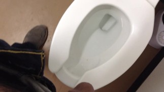 Desperate public toilet piss at grocery store ( I had to take a desperate piss grocery shopping)