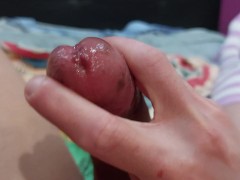 I'm cumming on myself