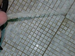 Piss Solo: Raw and Uncut