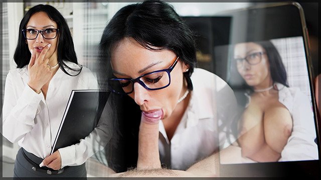 Estate Agent Sends The Wrong Text & Gives An Amazing Blowjob to Amend