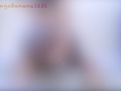 【潮吹き】運動後にもうひと運動。クリトリスを弄り倒し連続絶頂し、ディルドを出し入れして大量に潮吹を吹き上げる欲求不満の淫乱人妻 - Screenshot 5 of 16 - 噴水