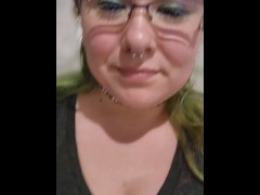 Lucky Lass - Screenshot 10 of 16 - Smoking 420