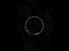 Pokies duros, top blanco y grandes tetas, en público!