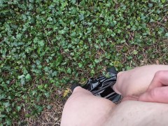 Woman pissing while standing - Screenshot 2 of 16 - Girls Peeing